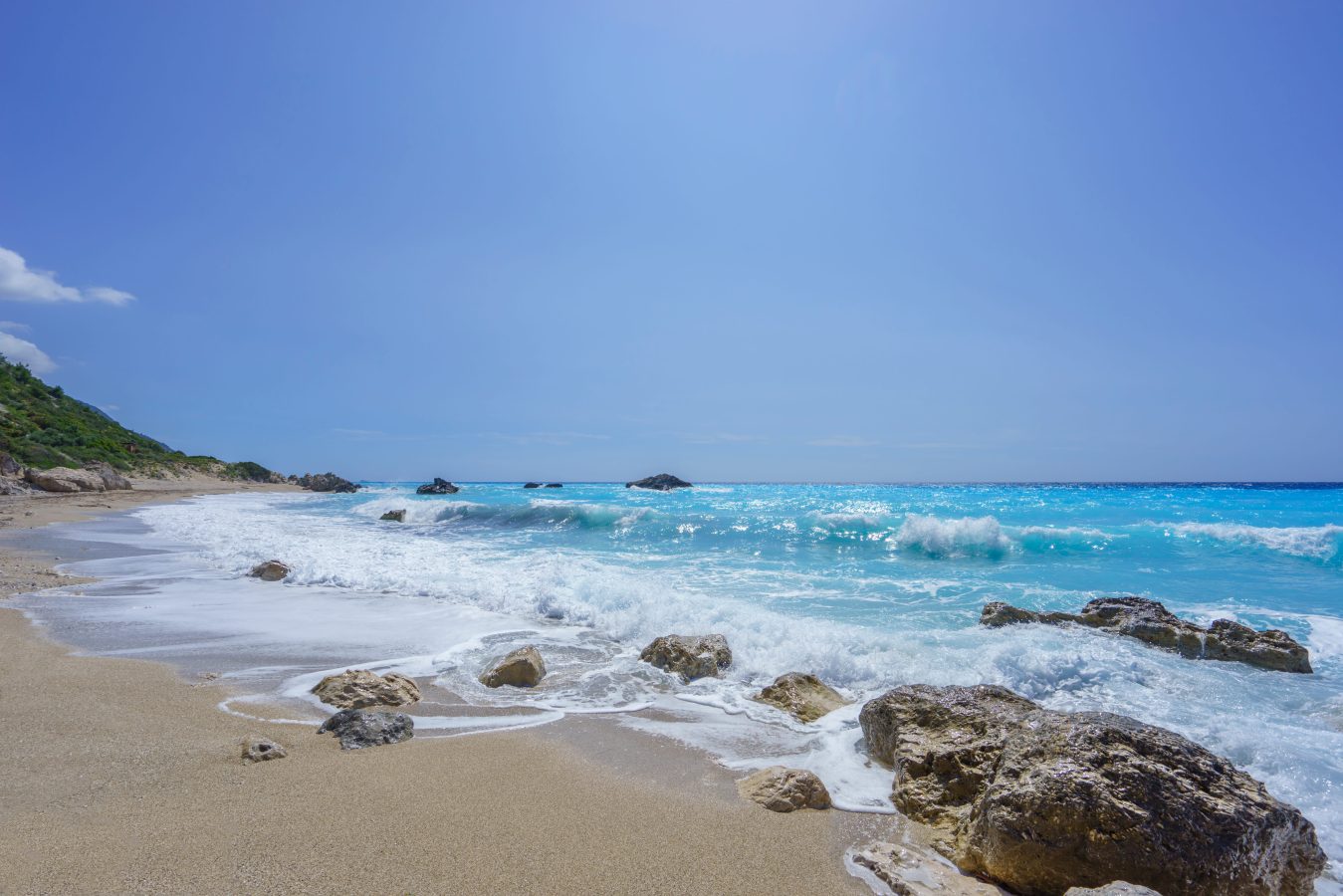 Plaža na Lefkadi sa tirkiznom bojom mora